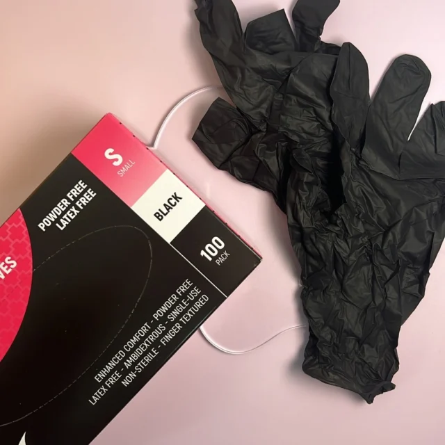 Artist Choice glove range is in stock and a great saving for our customers! 💸 💸

Available in Latex, Vinyl & Nitrile