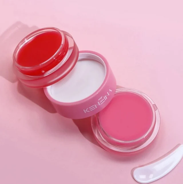 Say goodbye to parched pouts and hello to the ultimate lip-loving solution: One and Only Lip Balm!
Infused with the juicy essence of ripe peaches and the sweet allure of fresh strawberries
this
dual-sided wonder is your ticket to soft, supple lips all day, every day.
Let’s talk benefits: On one side, our Peach flavour 🍑delivers intense hydration % It’s not just a lip balm; it’s a luxurious sleep mask for your lips, working tirelessly overnight to restore and replenish, so you wake up to kissably smooth perfection.
And during the hustle and bustle of the day, turn to the Strawberry 🍓side for a touch of tint and a burst of moisture. Its subtle pink hue enhances your natural lip colour while providing the nourishment your lips crave, making it a must-have for your daily beauty routine..